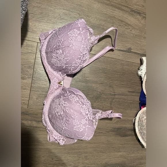 Victoria Secret Bra Plunge Lace Bra Bralette Purple - Picture 1 of 6